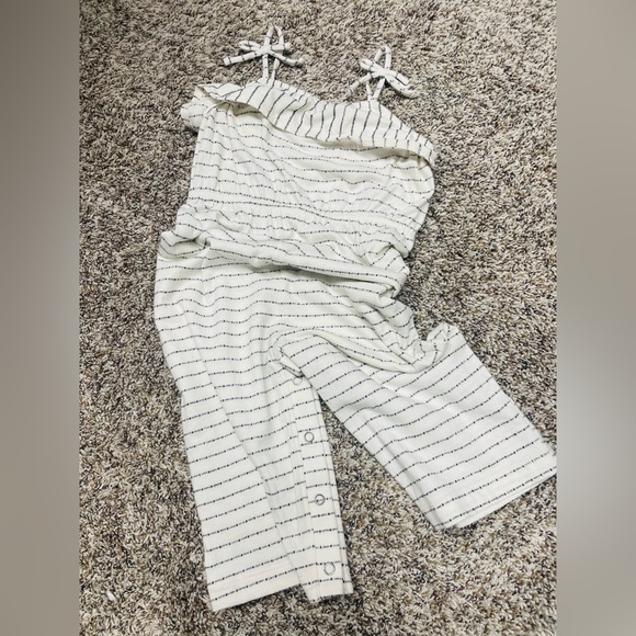 Summer Romper - Picture 2 of 4